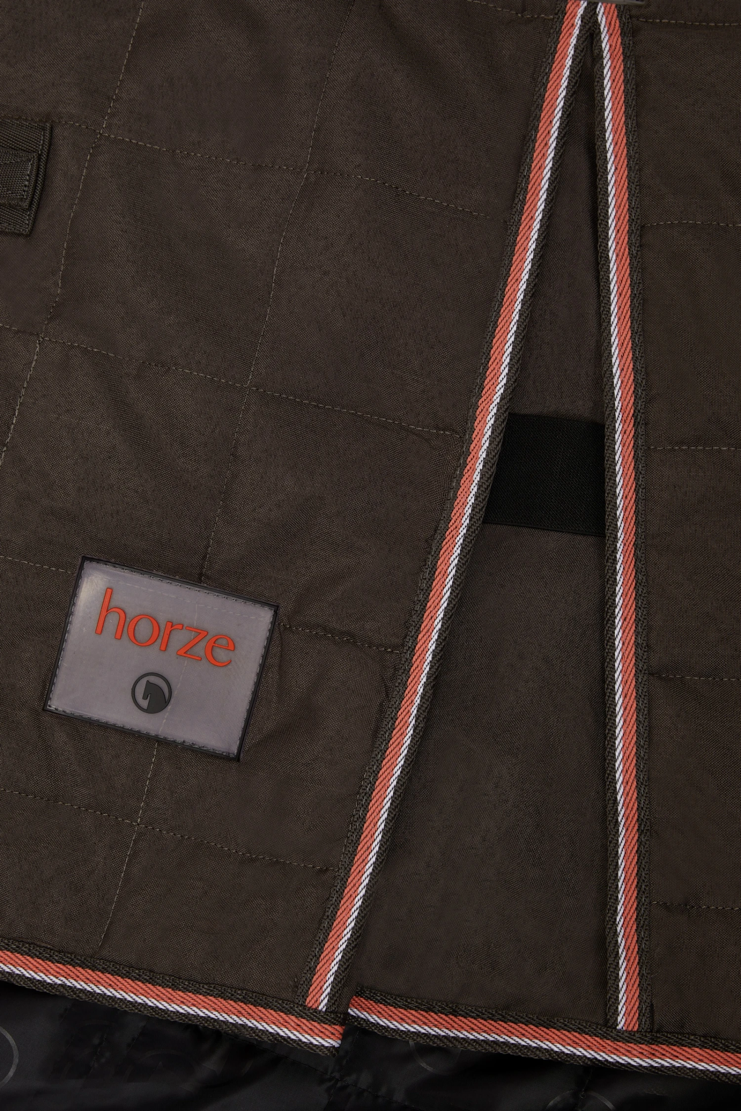 Horze Lucerne Stalldecke, 150g 6 Horze Lucerne Stalldecke, 150g – Bild 4