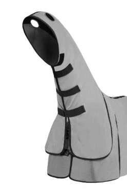 Horze Paso Fino Fliegendecke Mit Halsteil Und UV Schutz -Pferdedecken Store 24893 061 02