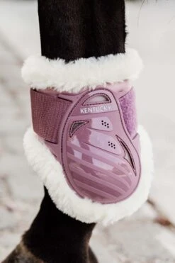 Kentucky Horsewear Vegane Lammfell Streichkappen Für Jungpferde 29 Kentucky Horsewear Vegane Lammfell Streichkappen Für Jungpferde -Pferdedecken Store 342512 ORPI 3